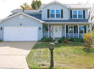 4019 Cambridge Crossing Dr, Saint Charles, MO