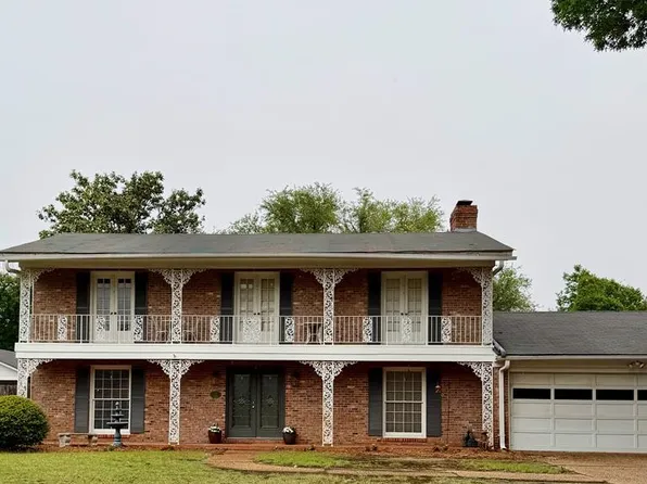 518 Gaylo Dr, Greenville, MS 38701