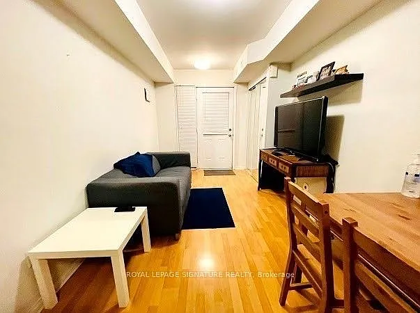 4975 Southampton Dr #180 — Photo 2