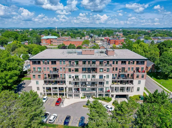 135 Orr St #212, Cobourg, ON K9A 0J6