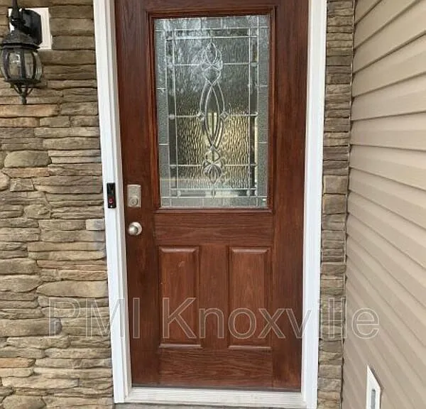 5371 Calvert Ln — Photo 2