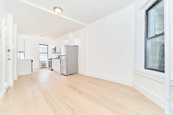 Rented by Living New York | media 10