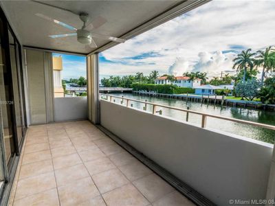 9660 W Bay Harbor Dr APT 2E, Bay Harbor Islands, FL, 33154