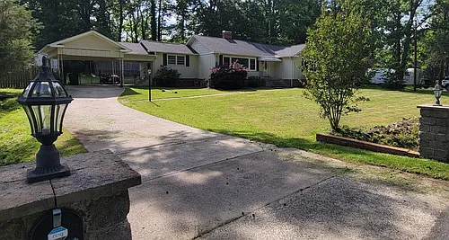 203 Tremont Dr Photo 1