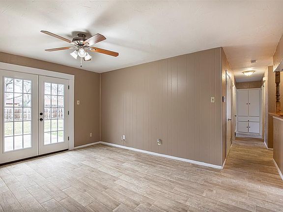 4th image of 1453 Greencove Dr