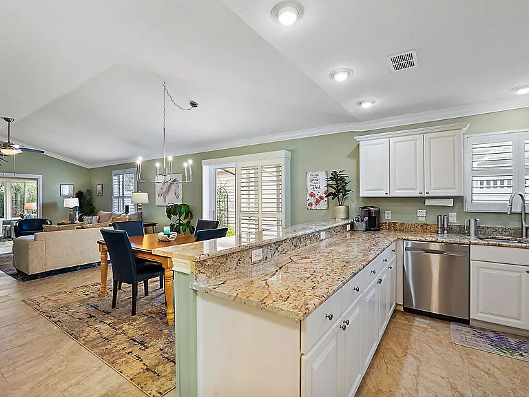 1468 Rosedale Way — Photo 11