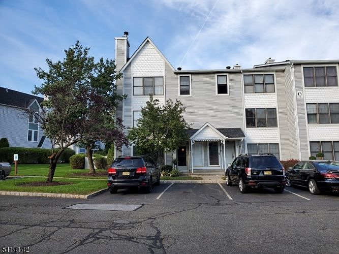 1st image of 38 Burlington Ct #1701