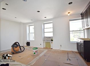 290 Graham Ave FLOOR 3, Brooklyn, NY 11211