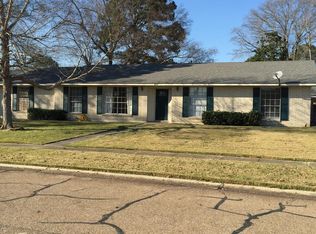 9557 Wesson St, Baton Rouge, LA 70809
