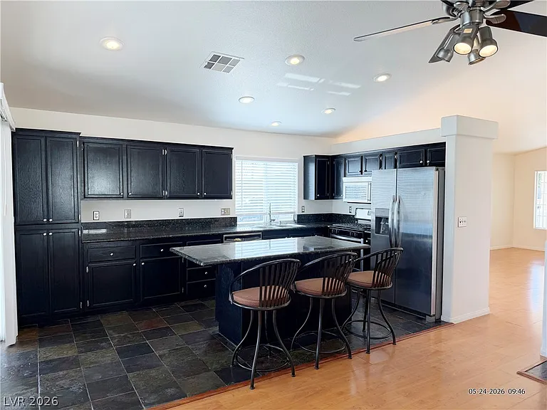 166 Windy Creek Ave — Photo 14
