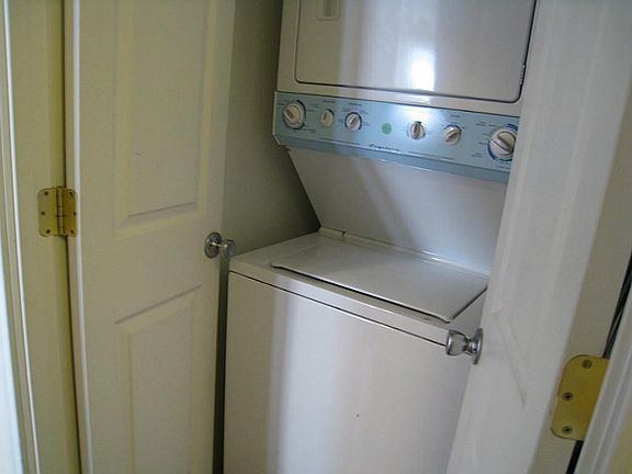 3rd image of 2008 Woodhead St #A
