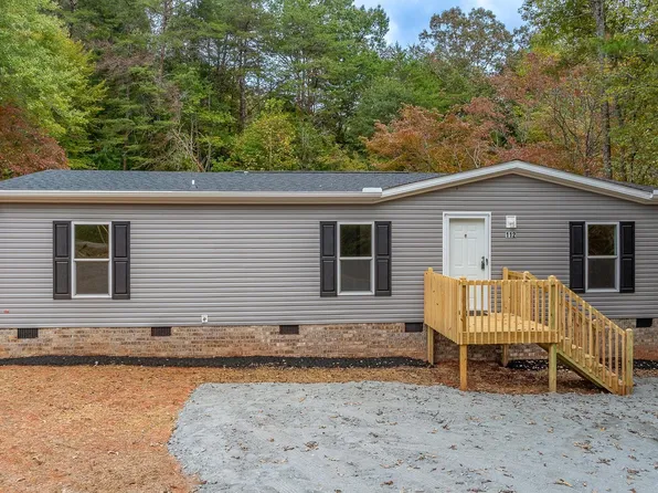 112 Dovehaven Dr, Pickens, SC 29671