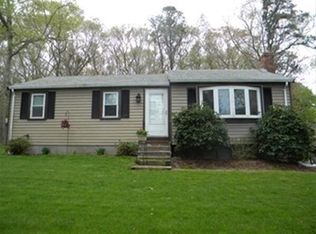 19 Arboretum Rd, Plymouth, MA 02360