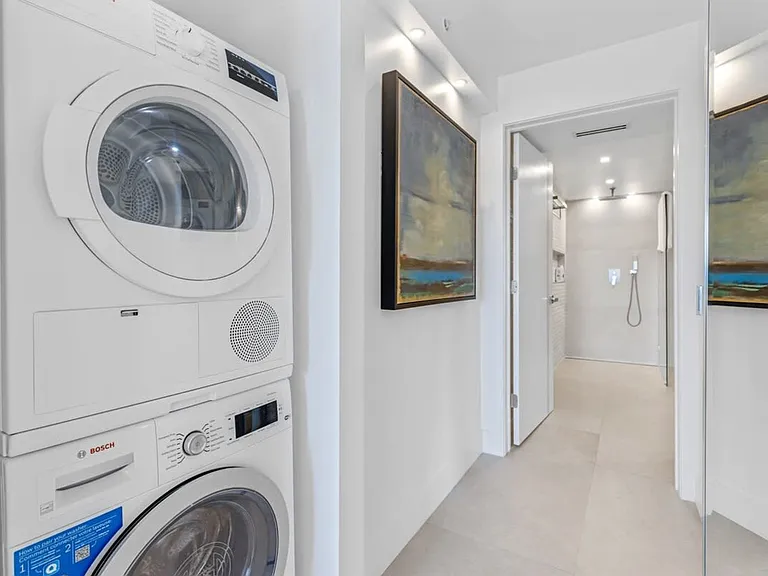 Washer/Dryer