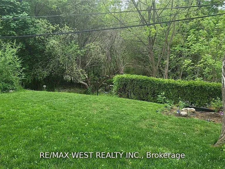 51 Monterrey Dr #UPPER — Photo 20