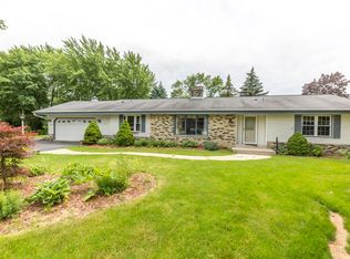 15225 W Park Ter, New Berlin, WI 53151
