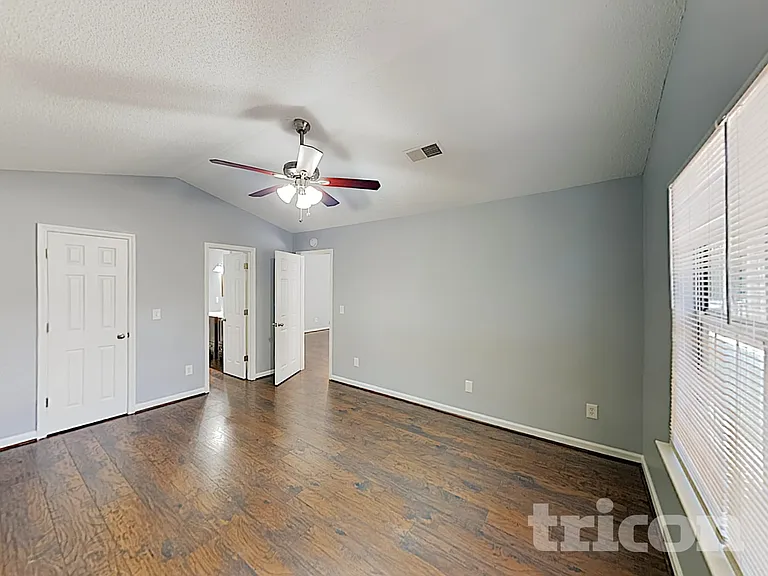 430 Forest Grove Cir — Photo 9