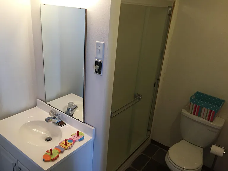 2058 Dellesta Dr — Photo 12