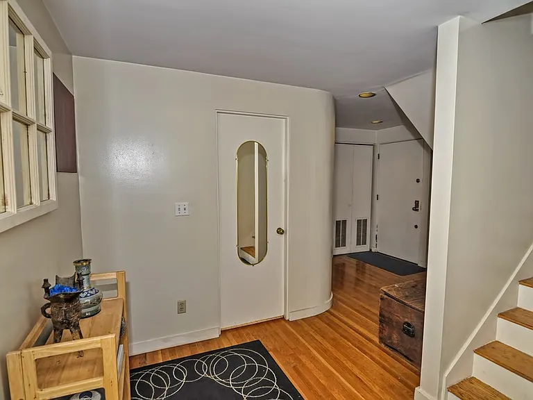 327 Commonwealth Ave #1 — Photo 12