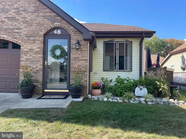 48 Sycamore Rd, Manahawkin, NJ 08050