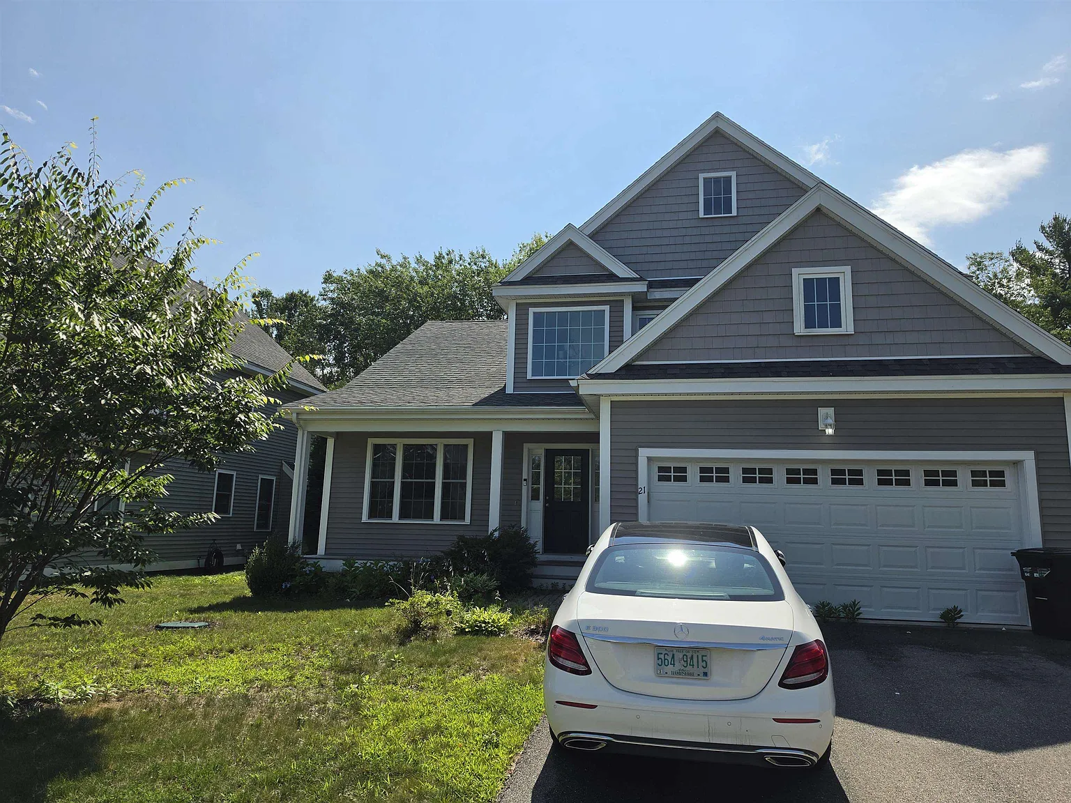 3 bed, 3.0 bath, 3012 sqft, $4,500 — Photo 3