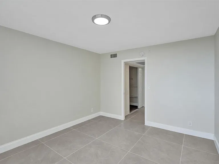 4222 Inverrary Blvd #4810 — Photo 48