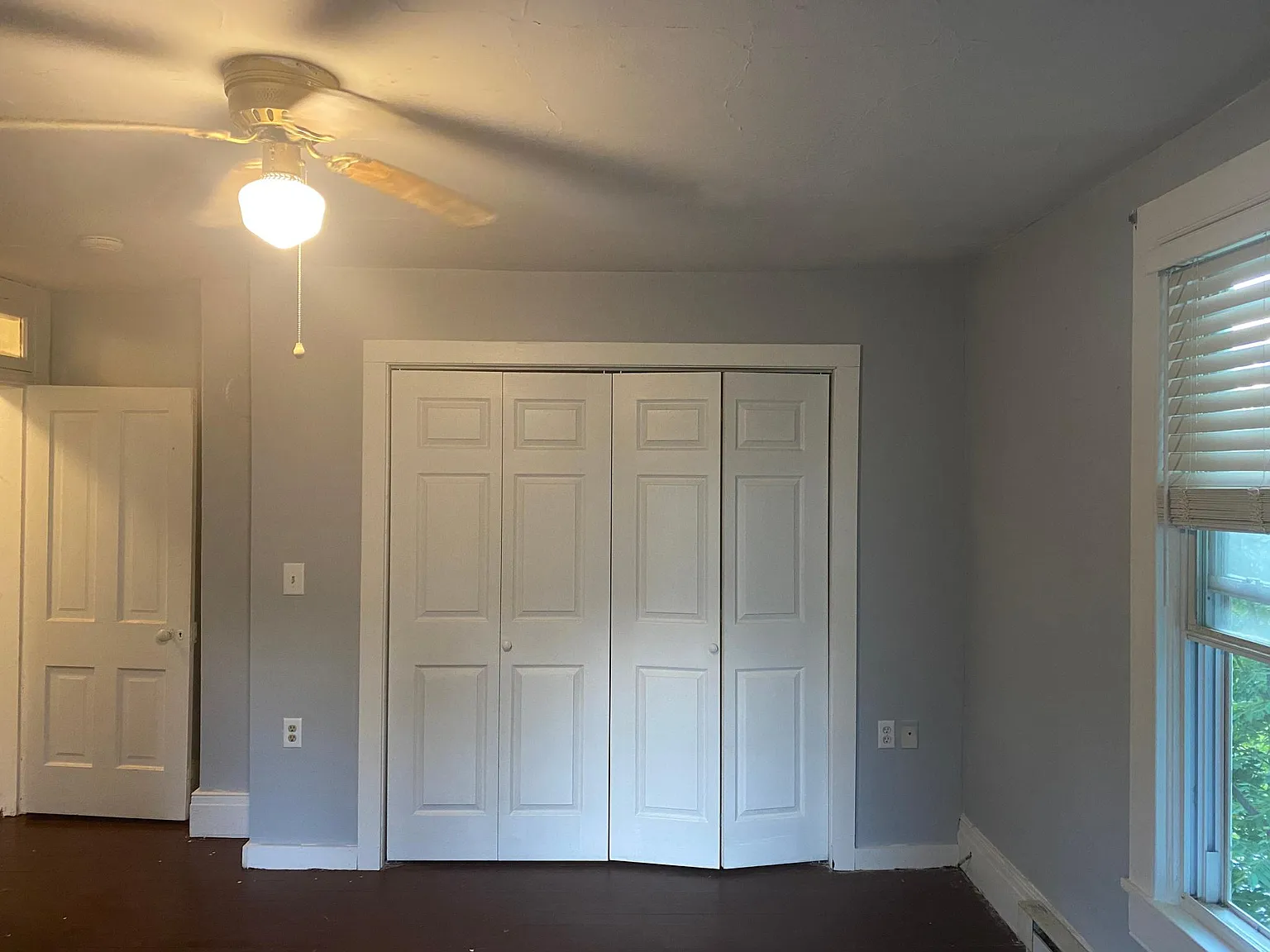2 bed, 1100 sqft, $1,050 — Photo 3