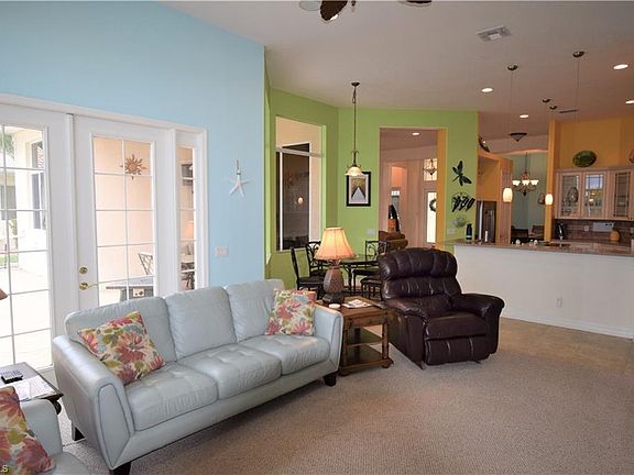 2nd image of 9019 Paseo De Valencia St