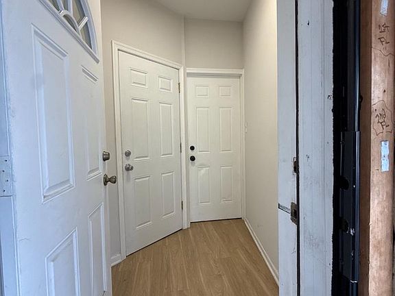 3rd image of 5919 Chestnut St