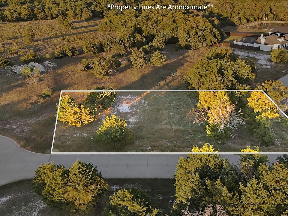 2nd image of 4911 Golden Bell Ln