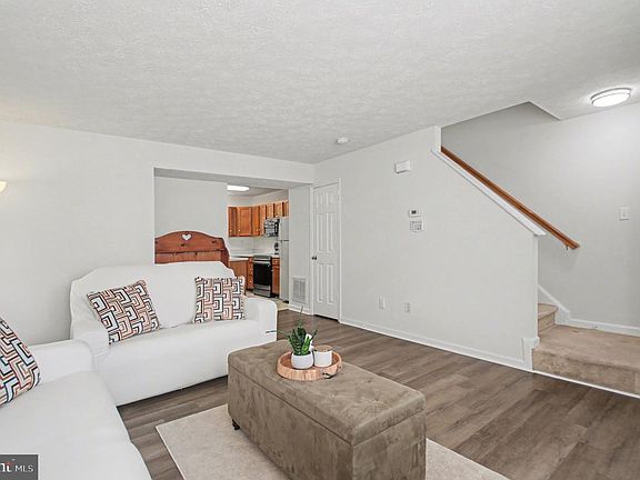 4th image of 10510 Limburg Ct