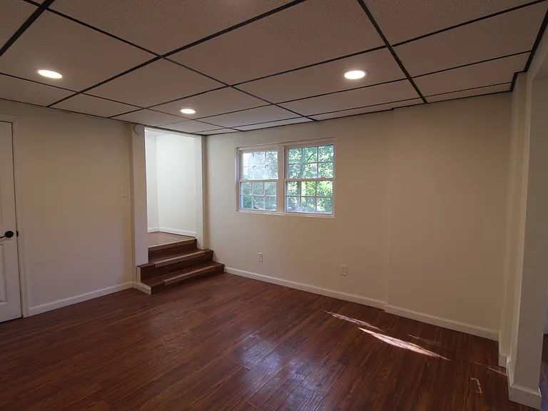 604 Augusta Ave — Photo 10