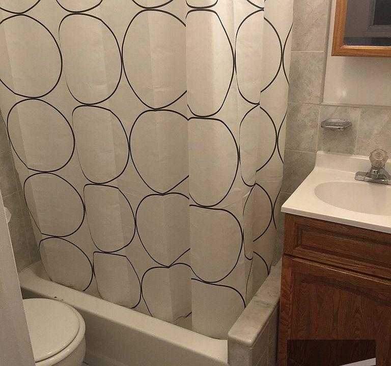 2nd image of 1059 2nd Ave APT 2D