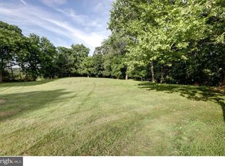 96 6th St, Avondale, PA 19311