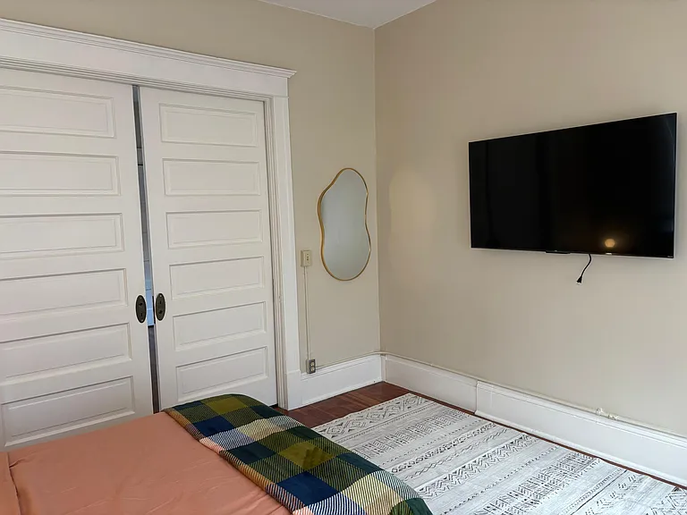 Dover Apartments — Photo 5