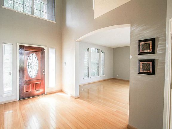 3rd image of 3235 Indigo Ln