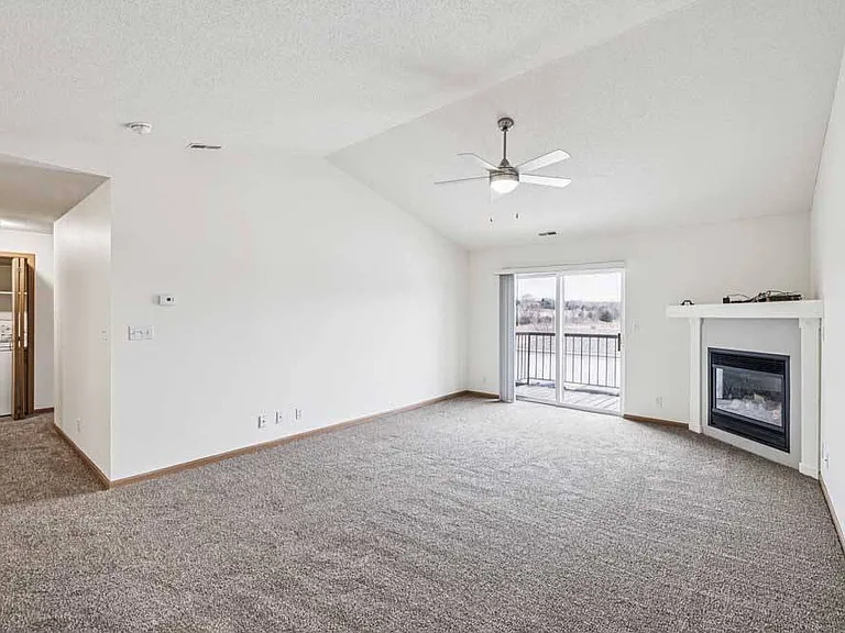 Northbrook Apartments — Photo 101