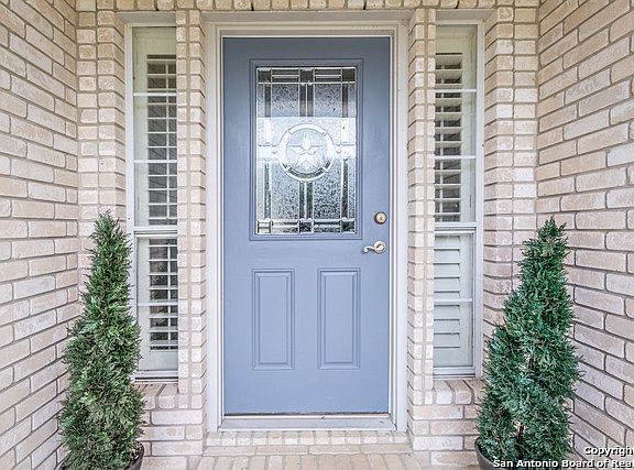 2nd image of 29310 Sumpter Dr