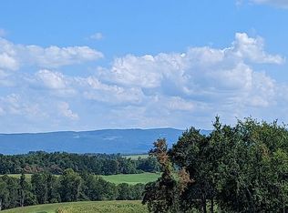 100 Breeding Hill Rd, Vanderbilt, PA 15486