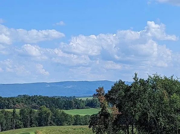 100 Breeding Hill Rd, Vanderbilt, PA 15486