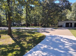 170 Big Lake Rd, Karnack, TX 75661