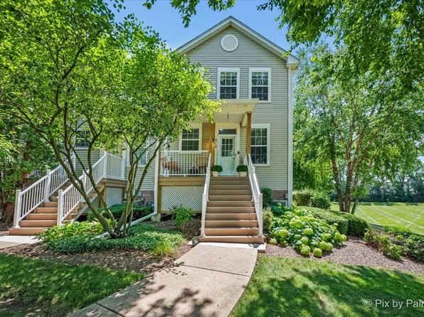 512 Littleton Trl, Elgin, IL 60120