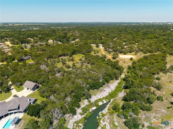 31 Artesian Dr, Morgans Point Resort, TX 76513
