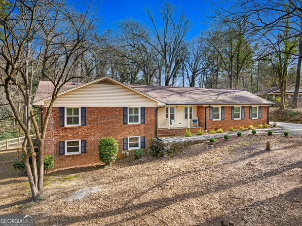 318 Chandler St, Hartwell, GA 30643