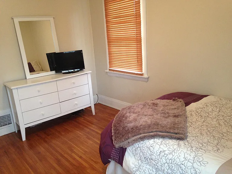 171 Tremont Ave — Photo 10