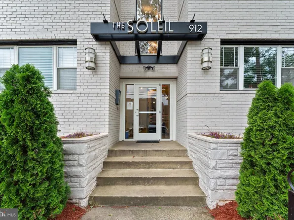 912 Shepherd St NW APT 203, Washington, DC 20011