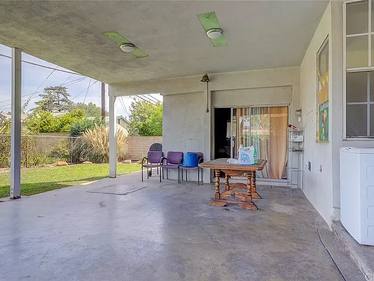9403 Carron Dr — Photo 35