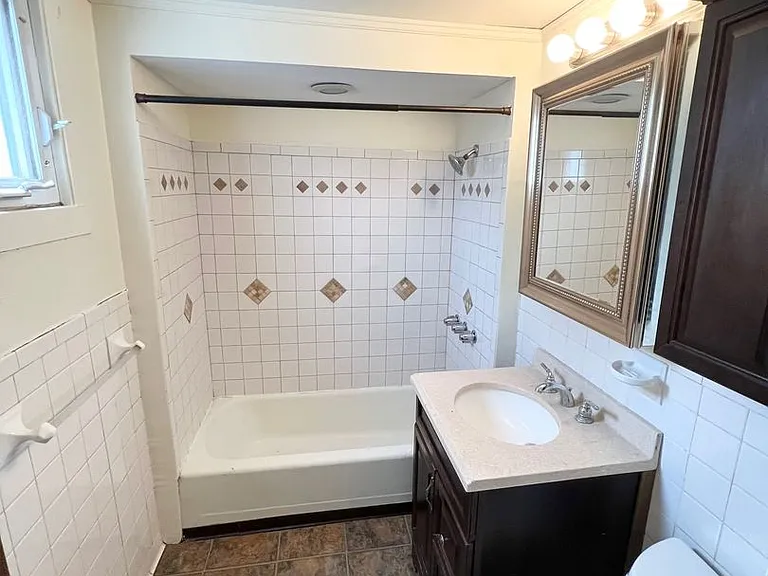 4723 Lorigan St — Photo 7
