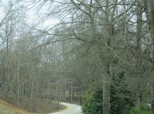 362 Wild Rose Ln, Seneca, SC 29678