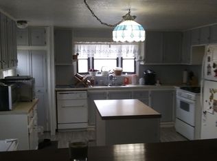 15 Big Elk Dr, West Grove, PA